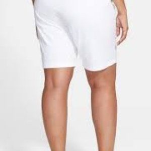 Sejour Stretch Twill Bermuda Shorts (White, 18W)